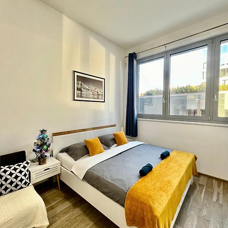 Vit Apartment - Free Parking - O2 Arena Praha Bagian luar foto