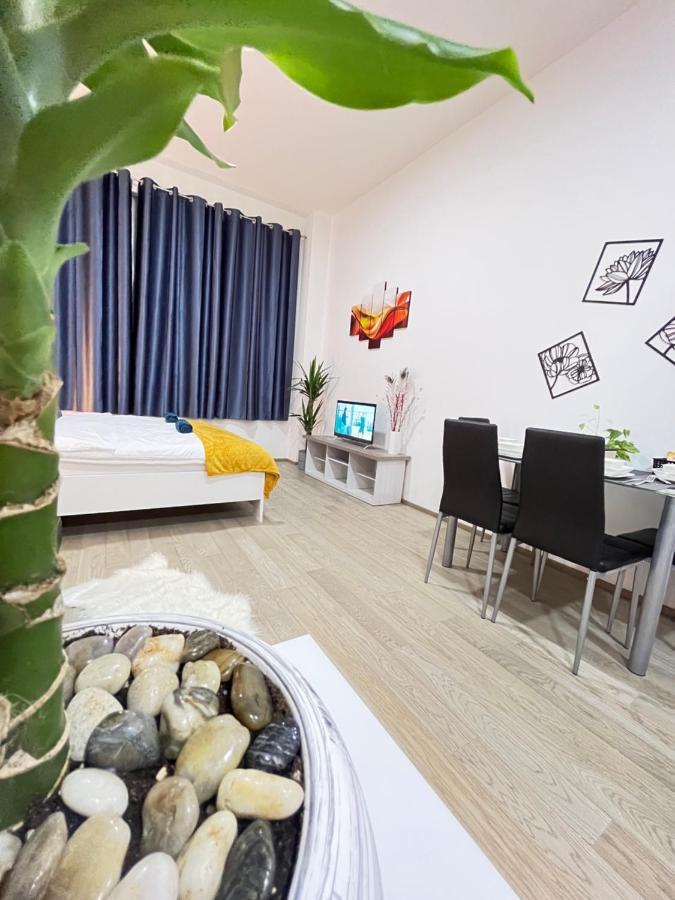 Vit Apartment - Free Parking - O2 Arena Praha Bagian luar foto