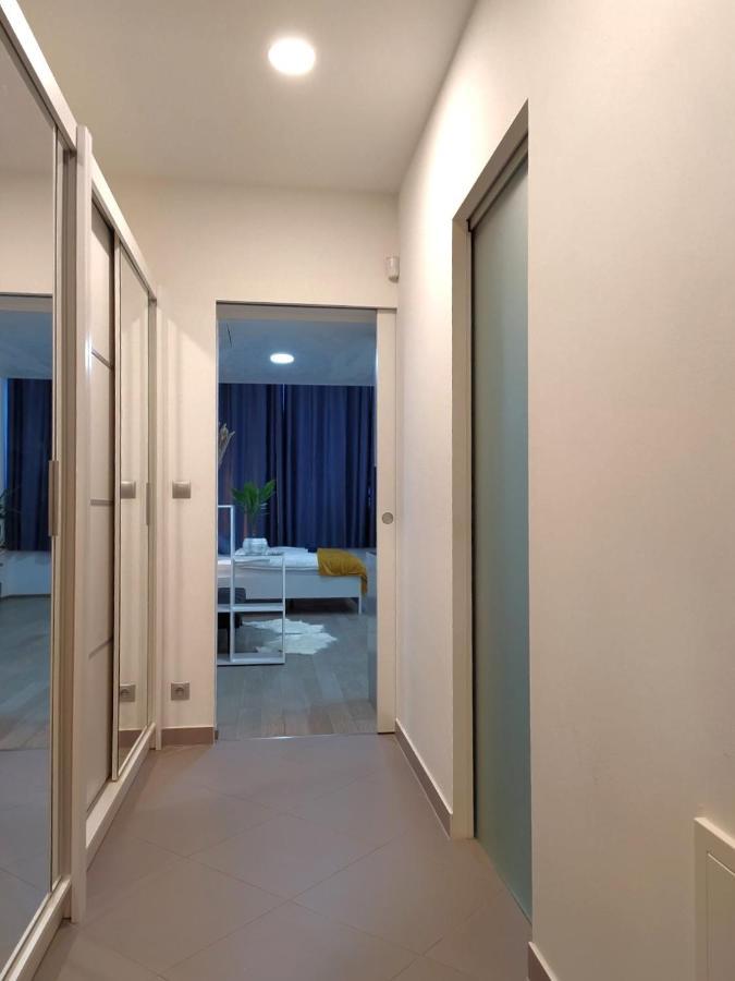 Vit Apartment - Free Parking - O2 Arena Praha Bagian luar foto